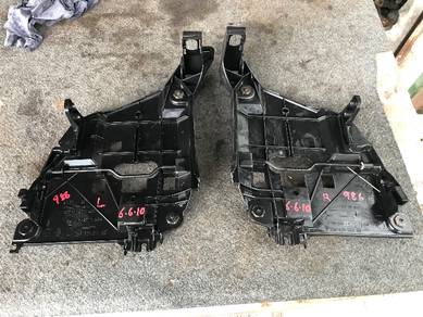 No 6-6-10 Porsche Boxster 986 Headlamp Bracket