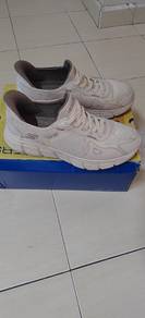 Skechers anti slip sport shoes