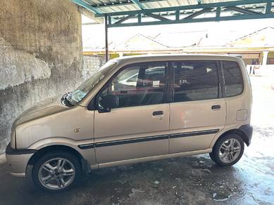 Perodua Kenari EZ KASIH in Pengkalan Chepa, KTN