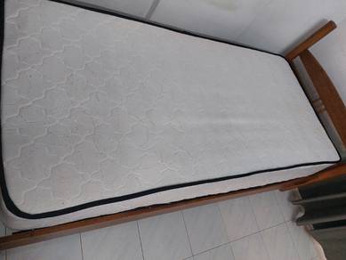 single spring mattress