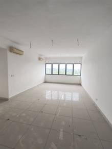 Condominium For Sale in Mirage By The Lake