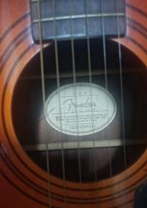 Akustic guitar fender nego