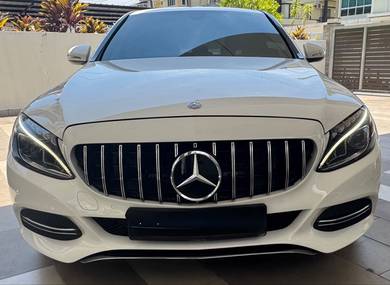 Mercedes Benz C200 200 AVANTGARDE (CKD) in Kota Kinabalu, SBH