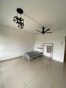 Room in Putrajaya, PJY