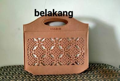 6 Bags / Wallets / Organiser Cases  – Bundle