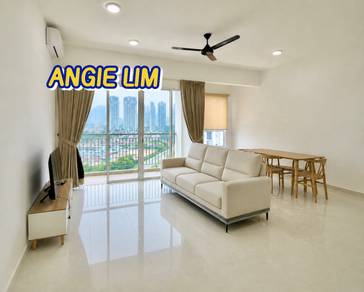 Condominium For Rent in Lucerne Residences