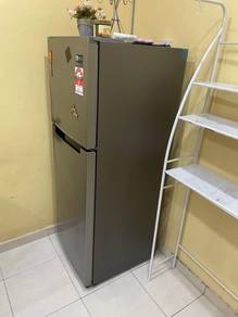 peti ais untuk di jual