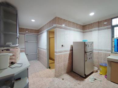 Semi-Detached House For Sale in Kuching,SWK
