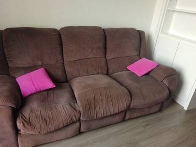 Recliner sofa