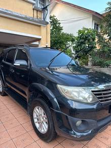 Toyota Fortuner V TRD SPORTIVO in Puncak Alam, SGR