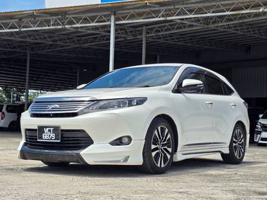 Toyota Harrier PREMIUM ADVANCE PACKAGE in Balakong, SGR