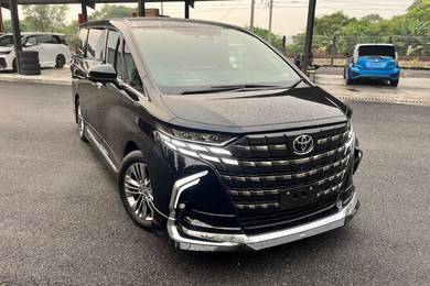 Toyota Alphard Z in City Centre, KUL