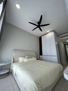 Condominium For Rent in Queens Residences Q1 @ Queens Waterfront