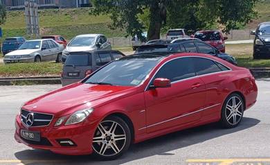 Mercedes Benz E250 250 CGI BlueEFCY AVNTGRDE(CBU) in Ampang, SGR