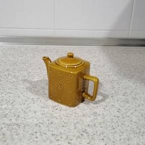 Jacob’s Tea Pot