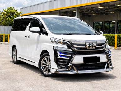 Toyota Vellfire Z GOLDEN EYES in Bukit Mertajam, PNG