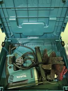 Makita MT M8100 710W 16MM