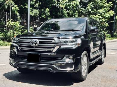 Toyota Land Cruiser ZX in Cheras, KUL