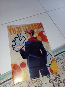 Yuji Itadori file with pin badge