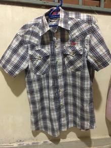 kemeja levis