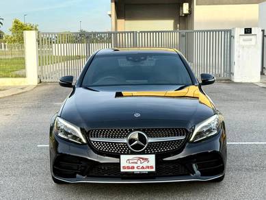 Mercedes Benz C200 C200 4MATIC LAUREUS EDITION SPORTS PLUS PACKAGE in Puncak Alam, SGR