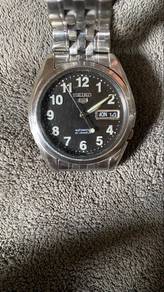 seiko 5 automatic