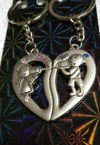 Magnetic Couple Love Keychain