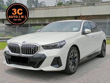 BMW i5 eDRIVE40 M SPORT in Cheras, KUL