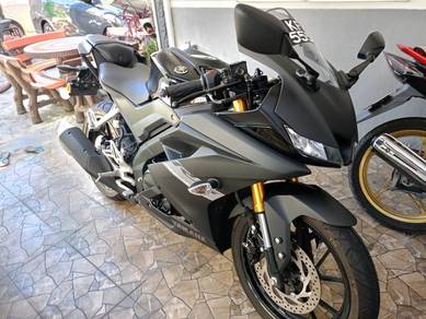 Yamaha R15