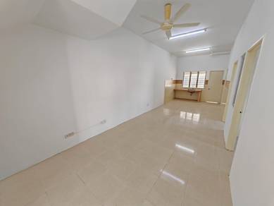 Townhouse For Sale in Puchong,SGR