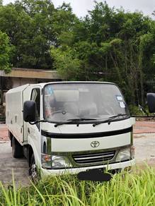 Toyota LY230 Service Box Lorry / Mobile Workshop
