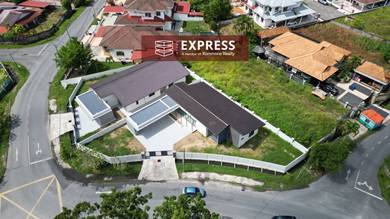 Bungalow House in Miri,SWK