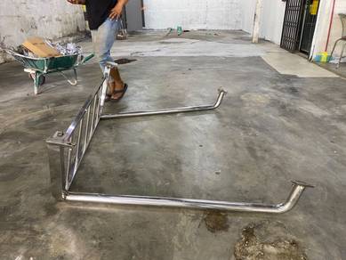 Toyota hilux roll bar