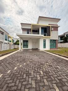 Bungalow House For Rent in Ayer Keroh,MLK