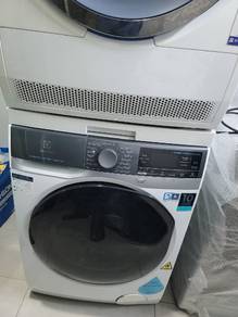 Wash machine Electrolux model EWW1141AEWA 11/7KG