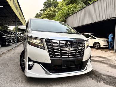 Toyota Alphard EXECUTIVE LOUNGE in Salak Selatan, KUL