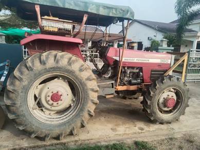 Traktor 390 Massey Ferguson