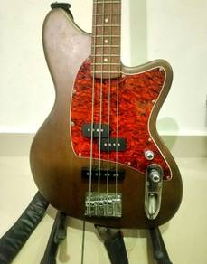 Bass Guitar Ibanez TMB100