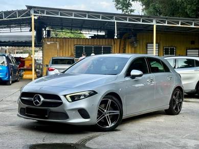 Mercedes Benz A200 200 PROGRESSIVE LINE in Kepong, KUL