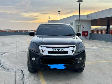 Isuzu D-Max 4x2 HI-RIDE in Penampang, SBH
