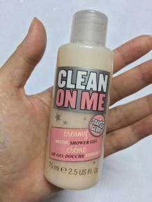 Soap & Glory Clean On Me Shower Gel