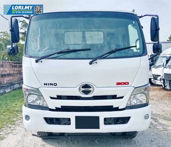 2021 Hino Xzu710 Ubs Armroll