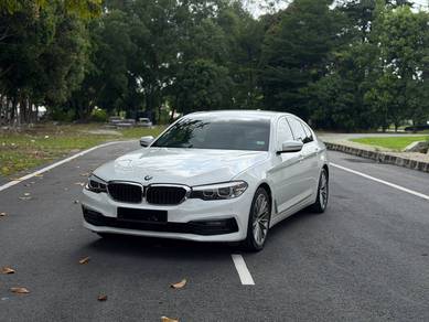 BMW 530e 30e SPORT  in Bandar Puteri Puchong, SGR