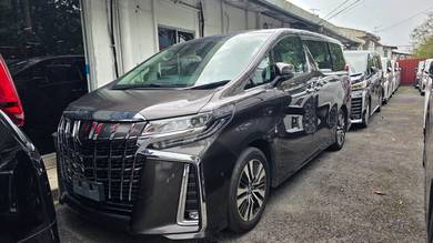 Toyota Alphard SC in Damansara, KUL