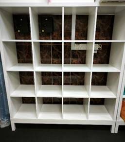 White 16-Cube Storage Shelving Unit