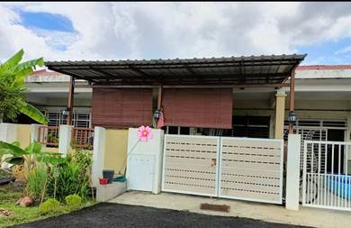 1-storey Terraced House For Sale in Banting,SGR