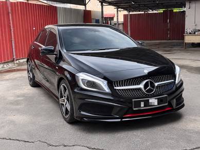 Mercedes Benz A250 250 AMG LINE in Kajang, SGR
