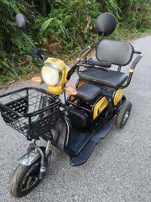 skuter electric 3 roda