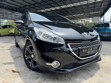 Peugeot 208 VTi ALLURE in Kepong, KUL