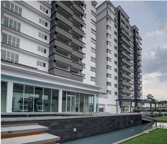 Condominium For Sale in Tiara ParkHomes